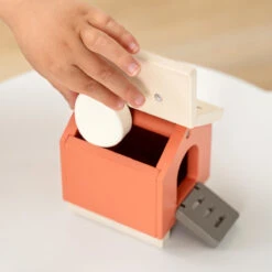 Done By Deer Tiny Farm Play Set - Clucky - Colour Mix 12 Done By Deer Tiny Farm Play Set - Clucky - Colour Mix -Done By Deer 4654037 3 LS