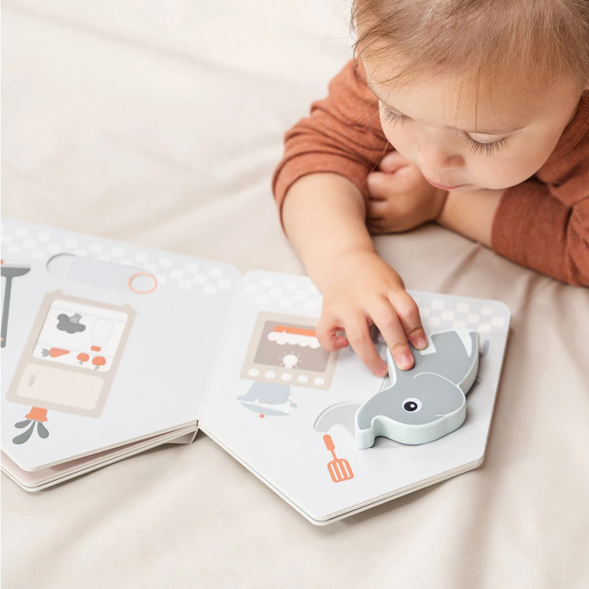 Done By Deer Elphee's Home Board Book - Deer Friends - Colour Mix 4 Done By Deer Elphee's Home Board Book - Deer Friends - Colour Mix - Image 2