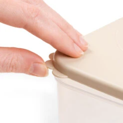 Done By Deer Food Storage Container Set L - Elphee - Colour Mix -Done By Deer Food storage container set L Elphee Colour mix Detail 4 PS