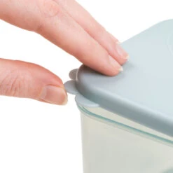 Done By Deer Food Storage Container Set M - Elphee - Blue -Done By Deer Food storage container set M Elphee Blue Detail 4 PS