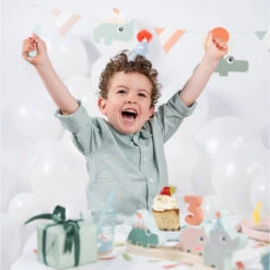 Done By Deer Garland - Celebration - Colour Mix -Done By Deer Garland Celebration Colour mix 4 LS