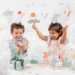 Done By Deer Garland - Celebration - Colour Mix -Done By Deer Garland Celebration Colour mix LS