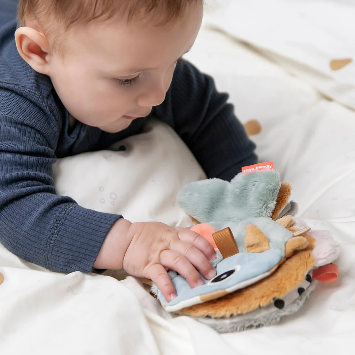 Done By Deer Sensory Baby Book - Sea Friends - Colour Mix 7 Done By Deer Sensory Baby Book - Sea Friends - Colour Mix - Image 5