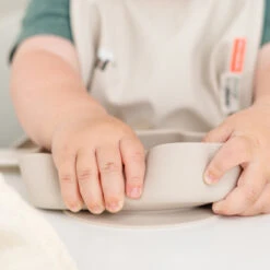 Done By Deer Silicone Stick&Stay Bowl - Sheepy - Sand -Done By Deer Silicone StickandStay bowl Sheepy Sand 7