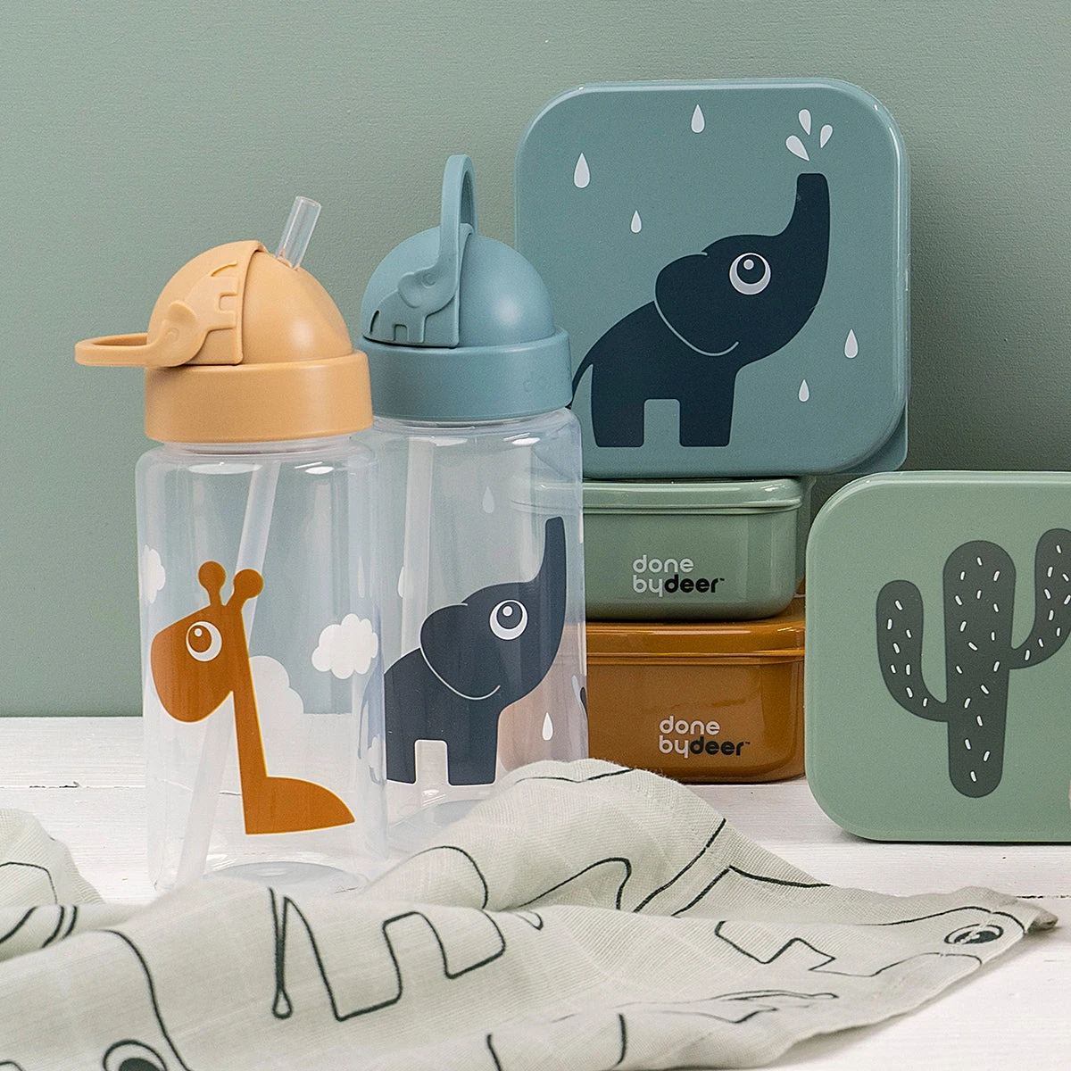 Done By Deer Straw Bottle - Raffi - Mustard - 350 Ml 6 Done By Deer Straw Bottle - Raffi - Mustard - 350 Ml - Image 4