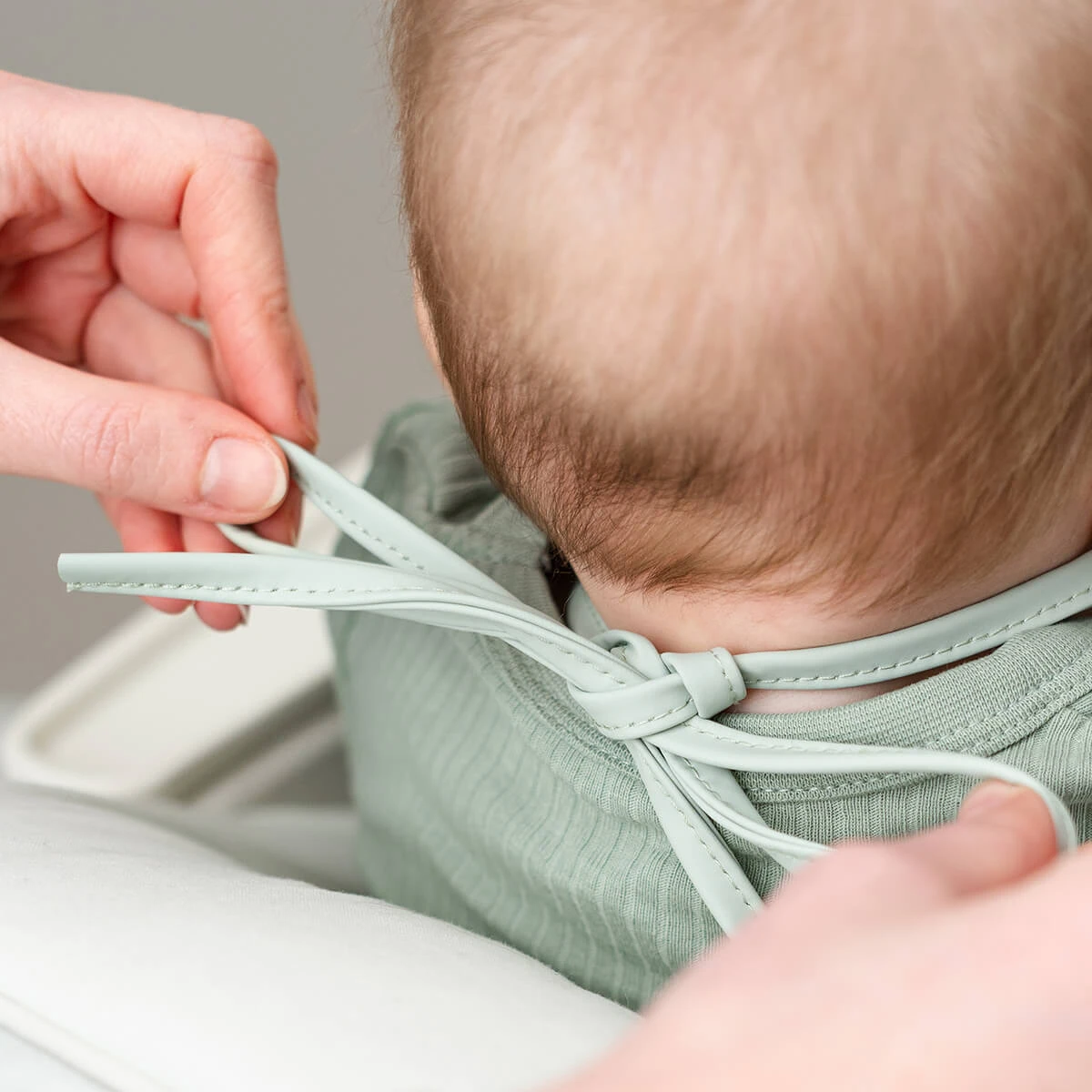 Done By Deer Tiny Pocket Bib 2-pack - Elphee - Blue 9 Done By Deer Tiny Pocket Bib 2-pack - Elphee - Blue - Image 7