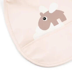 Done By Deer Tiny Pocket Bib 2-pack - Happy Clouds - Powder 15 Done By Deer Tiny Pocket Bib 2-pack - Happy Clouds - Powder -Done By Deer Tiny pocket bib 2 pack Happy clouds Powder Detail 3 PS